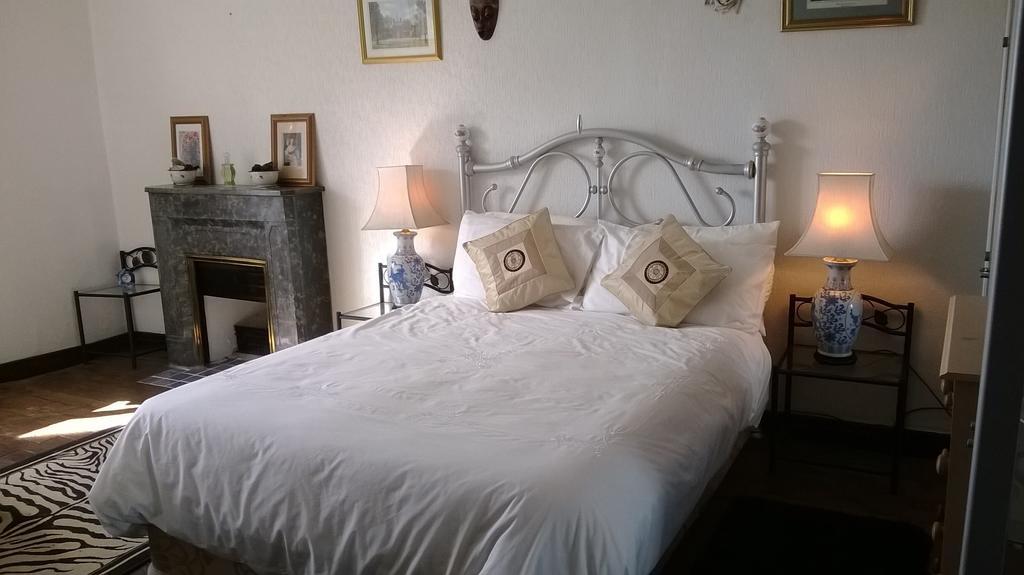 La Châtaigne Dorée Saint-Pierre-de-Fursac Habitación foto