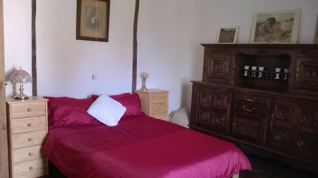 La Châtaigne Dorée Saint-Pierre-de-Fursac Habitación foto